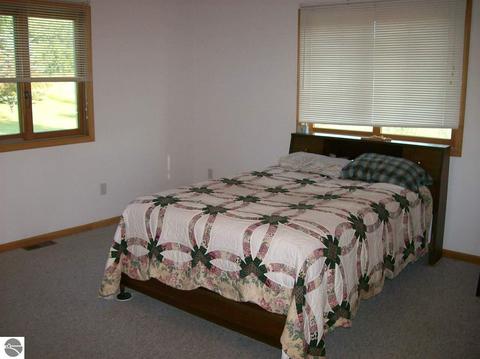 2089 Pointer Rd, West Branch, MI 48661 photo 12