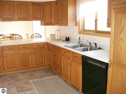 2089 Pointer Rd, West Branch, MI 48661 photo 3