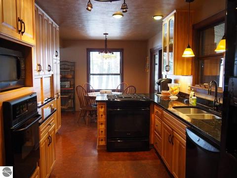 8594 Deadstream Rd, Honor, MI 49640 photo 4