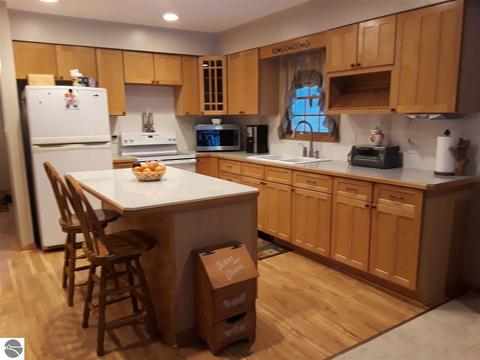 7751 E Mitchell Rd, Petoskey, MI 49770 photo 10