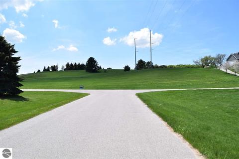 7862 E Longbranch Cir, Cedar, MI 49621 photo 2