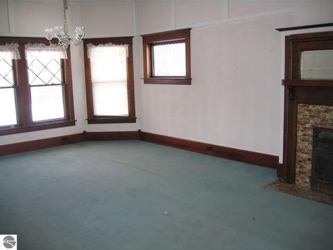 215 E Michigan Ave, Au Gres, MI 48703 photo 7