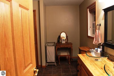 2677 W Humphrey Rd, Ithaca, MI 48847 photo 28