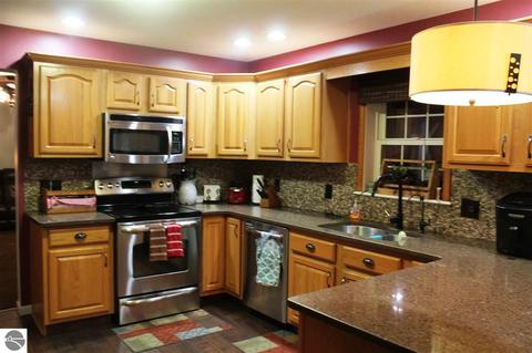 2677 W Humphrey Rd, Ithaca, MI 48847 photo 12