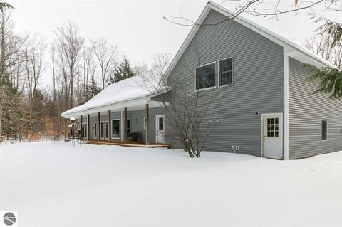 777 Shetland Trl, Cedar, MI 49621 photo 32