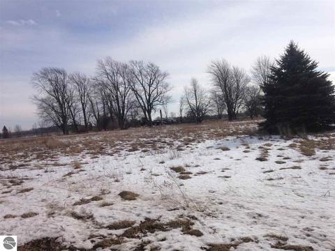 7820 E Fillmore Rd, Ithaca, MI 48847 photo 3