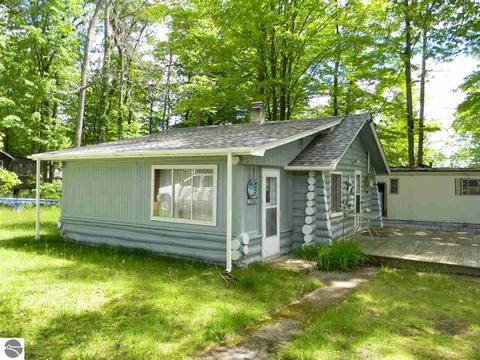 2266 Wildwood, Lupton, MI 48635 photo 3