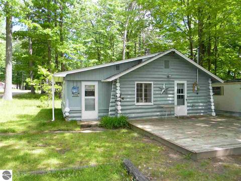 2266 Wildwood, Lupton, MI 48635 photo 1