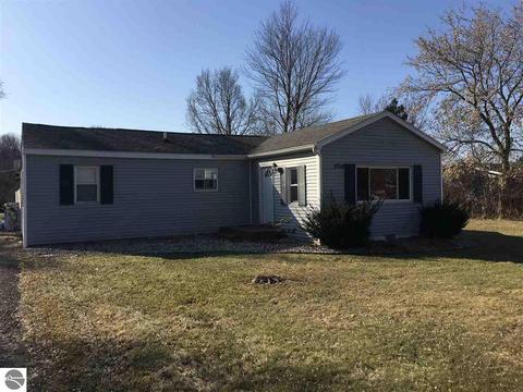 3718 E Millbrook Rd, Mount Pleasant, MI 48858 photo 1