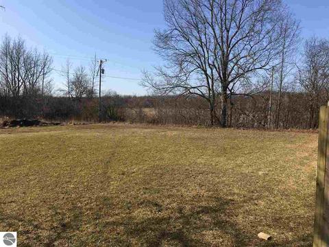 3718 E Millbrook Rd, Mount Pleasant, MI 48858 photo 16