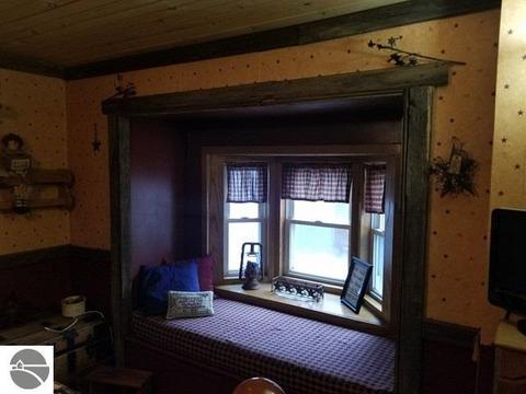 10715 E Wing Rd, Shepherd, MI 48883 photo 10