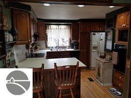10715 E Wing Rd, Shepherd, MI 48883 photo 6