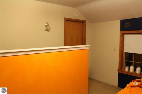 411 Emerson St, Ithaca, MI 48847 photo 18