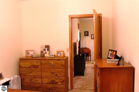 411 Emerson St, Ithaca, MI 48847 photo 13