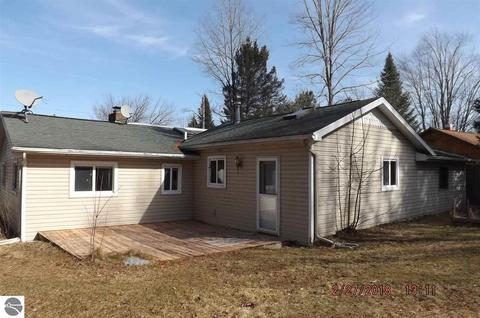 1404 Sioux Ln, Gladwin, MI 48624 photo 5