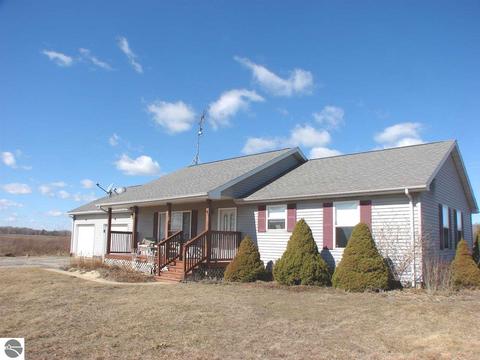 11211 E Millbrook Rd, Shepherd, MI 48883 photo 3