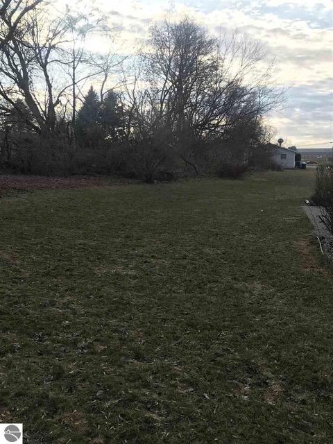 302 Red Maple Ln, Shepherd, MI 48883 photo 47