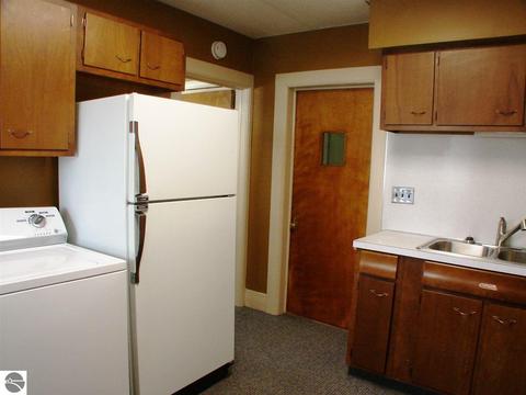 630 E North St, Ithaca, MI 48847 photo 7
