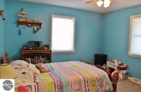 718 Emerson St, Ithaca, MI 48847 photo 32