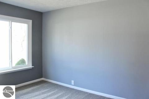 718 Emerson St, Ithaca, MI 48847 photo 36