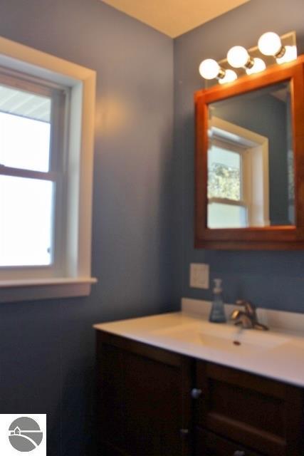 718 Emerson St, Ithaca, MI 48847 photo 29