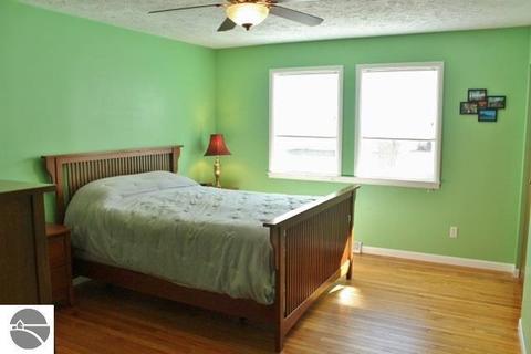 718 Emerson St, Ithaca, MI 48847 photo 22