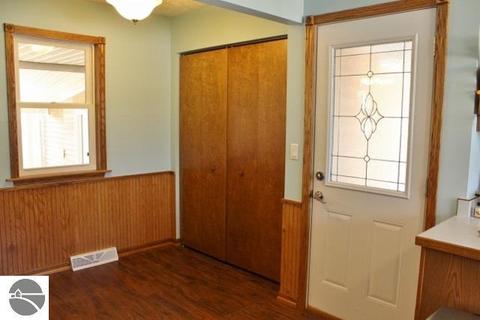 718 Emerson St, Ithaca, MI 48847 photo 13
