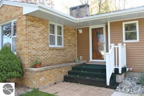 718 Emerson St, Ithaca, MI 48847 photo 58