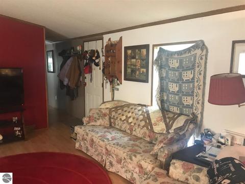 1603 Compton Ct, Grawn, MI 49637 photo 23