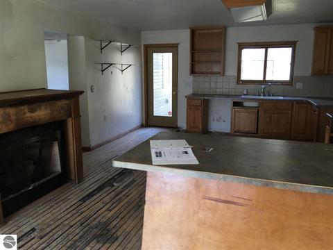 10506 Deadstream Rd, Honor, MI 49640 photo 3