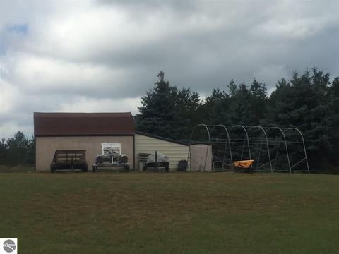 1713 E 16 Rd, Mesick, MI 49668 photo 61