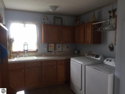1713 E 16 Rd, Mesick, MI 49668 photo 56