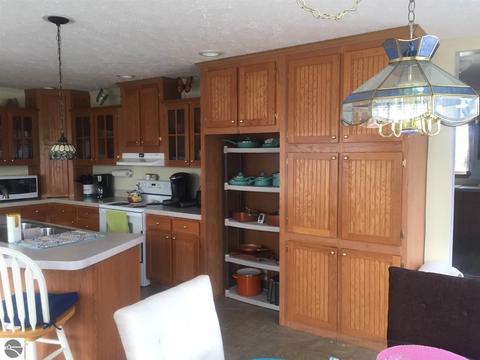 1713 E 16 Rd, Mesick, MI 49668 photo 13