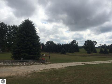1713 E 16 Rd, Mesick, MI 49668 photo 71