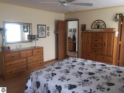 1713 E 16 Rd, Mesick, MI 49668 photo 43