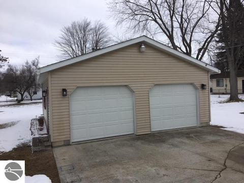 124 W Saginaw St, Au Gres, MI 48703 photo 8