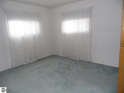 406 E Fourth St, Whittemore, MI 48770 photo 7