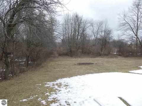 325 Red Maple Ln, Shepherd, MI 48883 photo 52
