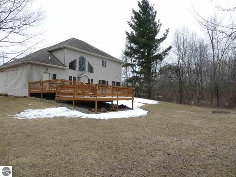 325 Red Maple Ln, Shepherd, MI 48883 photo 54