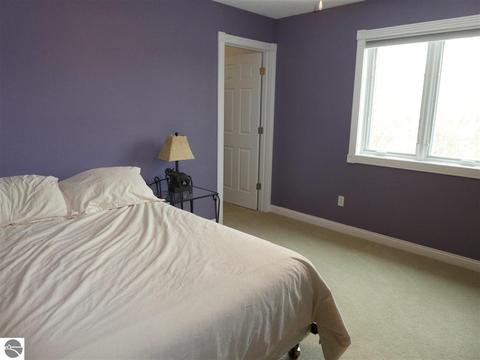 325 Red Maple Ln, Shepherd, MI 48883 photo 32