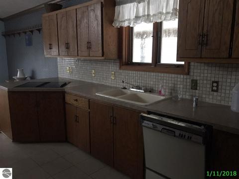 6100 E Hackett Dr, Cedar, MI 49621 photo 10