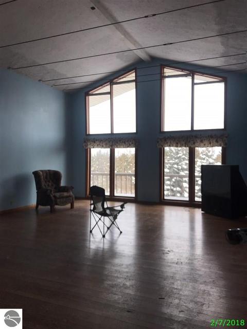 6100 E Hackett Dr, Cedar, MI 49621 photo 7