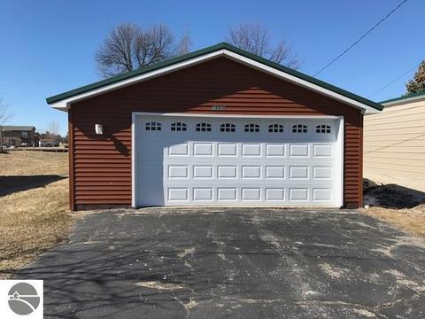1660 S Riverside Dr, Au Gres, MI 48703 photo 2