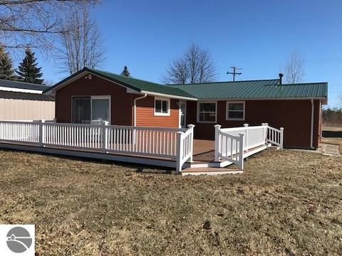 1660 S Riverside Dr, Au Gres, MI 48703 photo 3