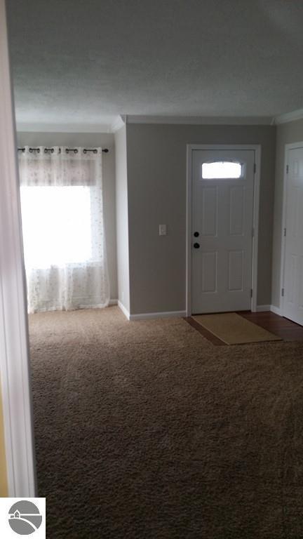304 E Wheaton Ave, Clare, MI 48617 photo 7