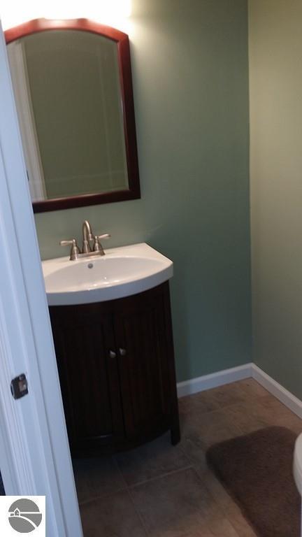 304 E Wheaton Ave, Clare, MI 48617 photo 11