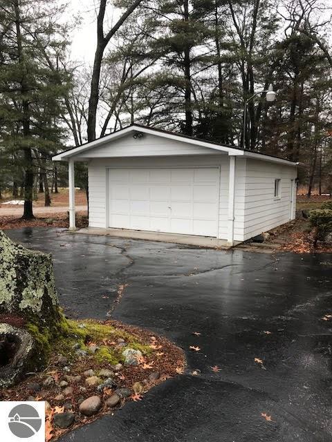 4522 E Michigan Ave, Au Gres, MI 48703 photo 3