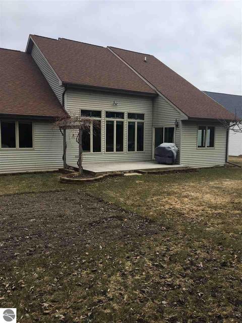 306 Red Maple Ln, Shepherd, MI 48883 photo 42