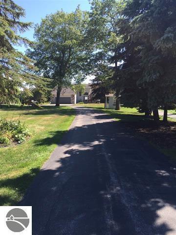 3516 E Michigan Ave, Au Gres, MI 48703 photo 4