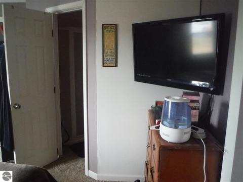 410 N Third St, Shepherd, MI 48883 photo 12